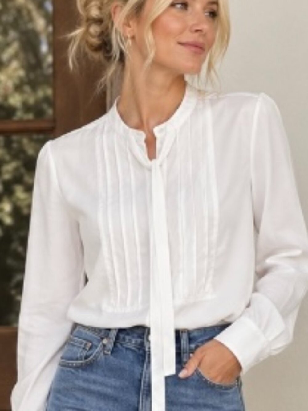 Women's white long sleeve blouse pleated size M office classic